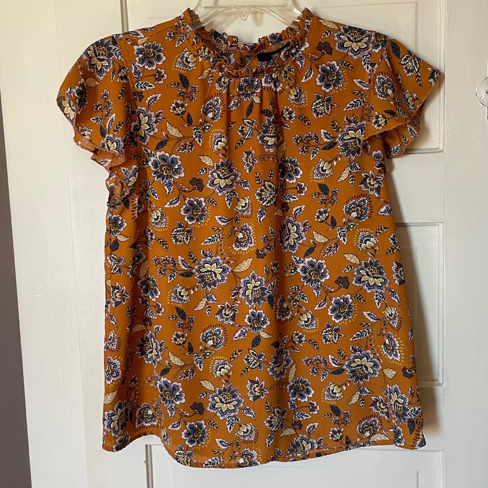 Forever 21 mustard floral flutter-sleeve top, S
